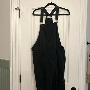 Time and Tru black overalls, large